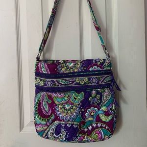 Vera Bradley Triple Zip Hipster Women in Paisley